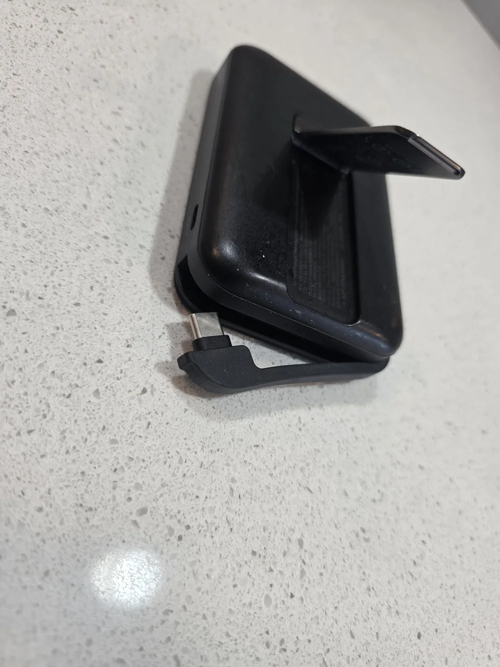 Belkin Black Portable Wireless Charger with Magnetic Ring
